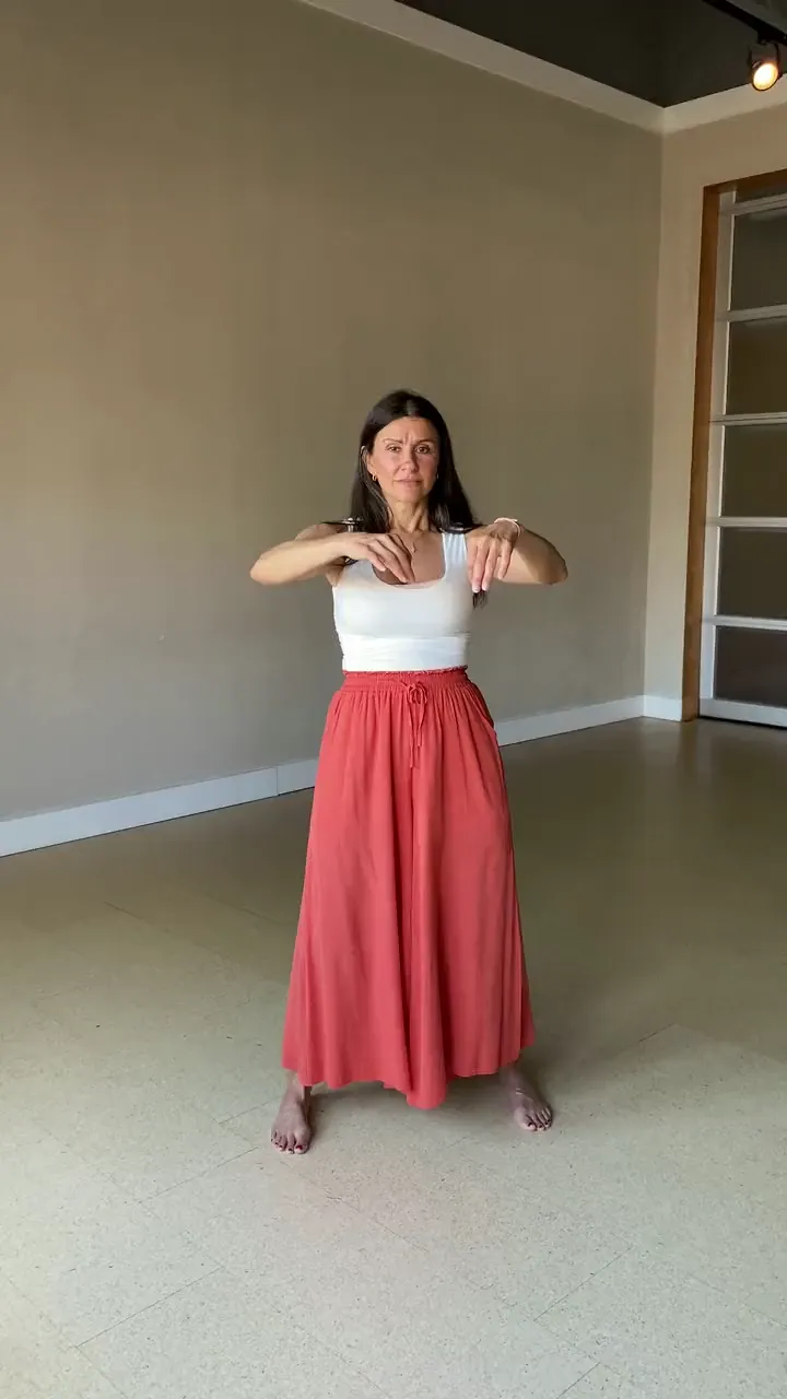A Qi Gong practice in the 3B Movement studio